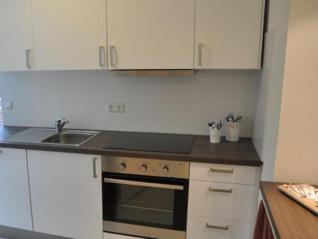 Apartment Mida Freiburg im Breisgau Rum bild