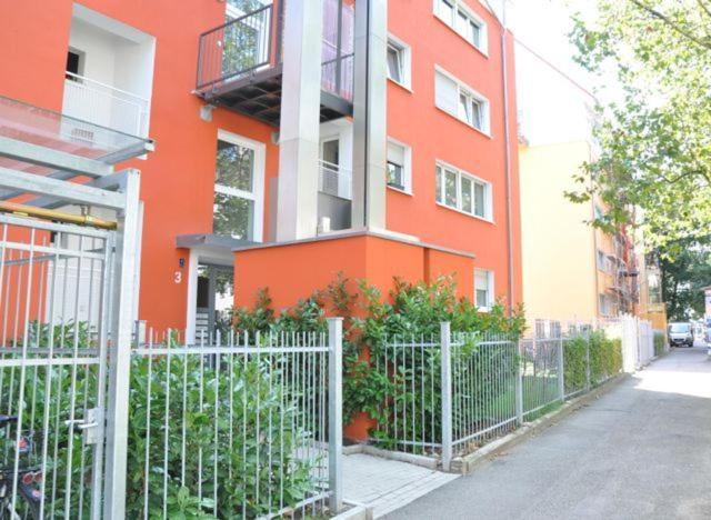 Apartment Mida Freiburg im Breisgau Exteriör bild